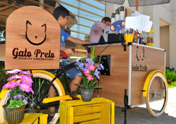 Peabirus: Depois de trabalhar como barista em Portugal, mato-grossense cria  primeira 'cafeteria sobre rodas' de Cuiabá