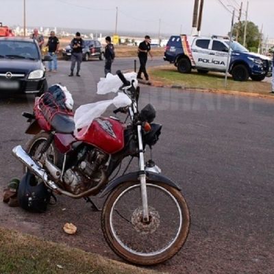 Idoso morre em acidente entre moto e carro de passeio perto de cruzamento