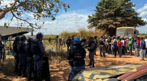 Dono de fazenda acusa Barranco e agentes pblicos de incitarem invases de terras