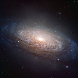 Astrnomos fazem imagem de galxia na constelao de Leo