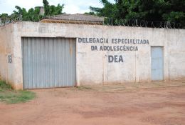 Centro Socieducativo funciona dentro das dependncias da Delegacia do Adolescente