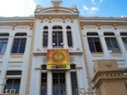 Escola de teatro ligada ao governo de SP encerra prazo para aprendizes