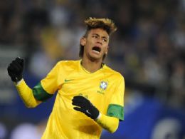 Mano Menezes acredita que ida para Europa ajudaria no desenvolvimento de Neymar