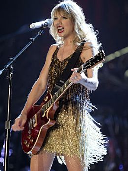 Taylor Swift toca na Austrlia no comeo de maro de 2012