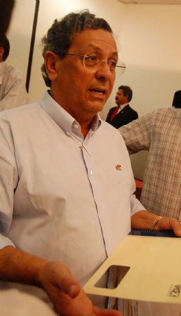 Conflito com Santos  assunto superado, diz Campos