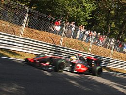 Hamilton crava pole no fim de Monza
