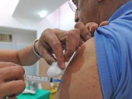 Sete estados e algumas cidades j prorrogaram campanha de vacinao contra a gripe