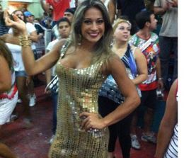Tmida, Mayra Cardi estreia no carnaval:  At sexo fao no breu (Veja Fotos)