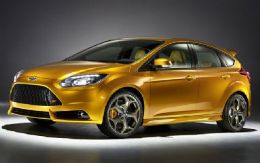 Ford revela novo Focus ST 2012