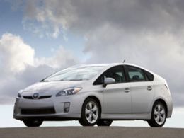 Toyota anuncia recall de mais de 100 mil unidades do hbrido Prius