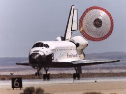 nibus espacial Endeavour decola pela ltima vez nos EUA