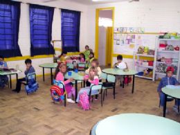 Pr-escola ainda tem criana de 7 a 9 anos