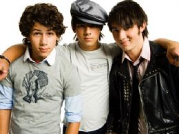 Saiba como comprar ingressos para ver os Jonas Brothers no Brasil