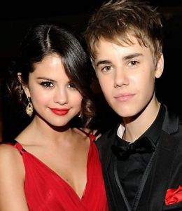 Justin Bieber j teria gasto mais de US$ 1 milho em presentes para Selena