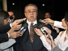 STF suspende aplicao da ficha limpa para senador Herclito Fortes