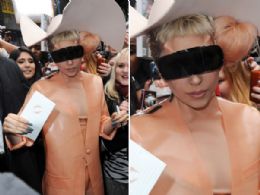 Com modelito inspirado em 'camisinha', Lady Gaga vai a programa de TV