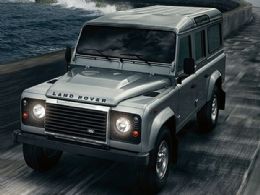Linha 2012 do Land Rover Defender ter novo motor