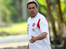 O tcnico Vanderlei Luxemburgo pode deixar o Flamengo aps os jogos da pr-Libertadores