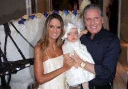 Ticiane Pinheiro e Roberto Justus comemoram aniversrio da filha