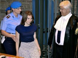 Amanda Knox comparece a tribunal para julgamento de apelao