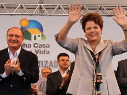 Dilma e Alckmin trocam elogios em evento no interior de So Paulo