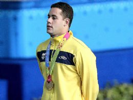 Thiago Pereira no pdio dos 200m medley: dcimo ouro em Pans