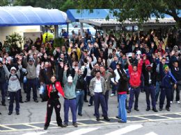 Metalrgicos da GM no interior de SP entram em greve, diz sindicato