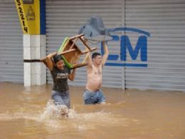 RS confirma terceira vtima de enchentes
