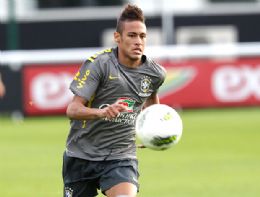 Segundo jogador mais caado, Neymar torce por refresco contra o Fla