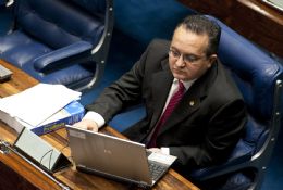 Pedro Taques alerta que prescrio do Mensalo ser omisso do Estado