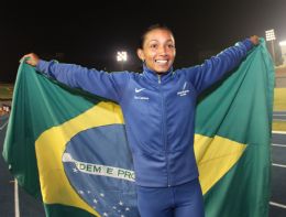 Atletismo brasileiro bate recorde de 18 anos e faz ndice para o Pan