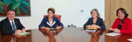 Governador de SC se rene com Dilma e reclama de dvidas do estado