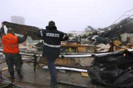 Chega a 300 nmero de casas danificadas por temporal em Canela
