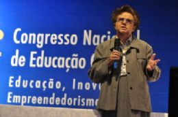 Congresso Catlico tenta inovar educao e tecnologias