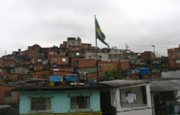 PM interdita acesso  favela aps sequestro de nibus
