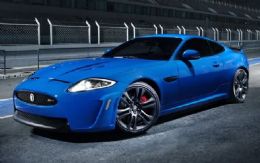 Jaguar desenvolve XKR-S
