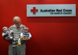 Australiano com sangue raro j salvou 2,2 milhes de bebs