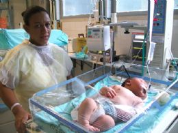 Beb nasce com 6,7 quilos em Salvador