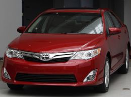 Toyota renova nos Estados Unidos o sed Camry aps cinco anos