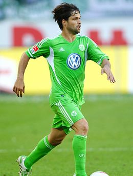 Pai de Diego diz que s falta acordo entre Atltico de Madri e Wolfsburg