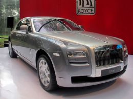 Rolls-Royce traz Ghost ao Brasil por R$ 2,2 milhes
