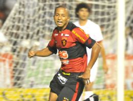 Sport derrota o Vila Nova e invade o G-4 da Srie B