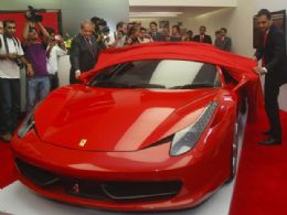 Ferrari inaugura primeira concessionria na ndia