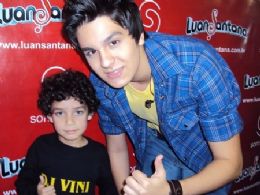 DJ de apenas sete anos abre show de Luan Santana para 40 mil pessoas