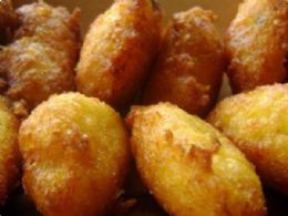 BOLINHO DE MILHO