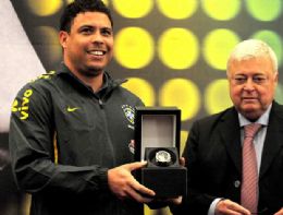 Ronaldo aceita convite de Teixeira e assume o Comit da Copa de 2014
