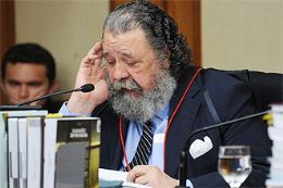 Ministro Eros Grau nega pedido de reabertura de aes contra Sarney