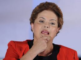 Dilma diz que h 'tentativa pattica' de discutir 'medo' na campanha