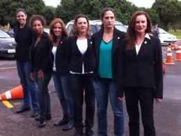 A segurana pessoal de Dilma Rousseff, da esquerda para a direita: Flvia Bastos, Cristiane Costa, Ana Paula Paes Leme, Leila Laranja, Lcia Seibt e Jane Dantas
