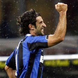 Figo se aposentar neste domingo em partida da Inter